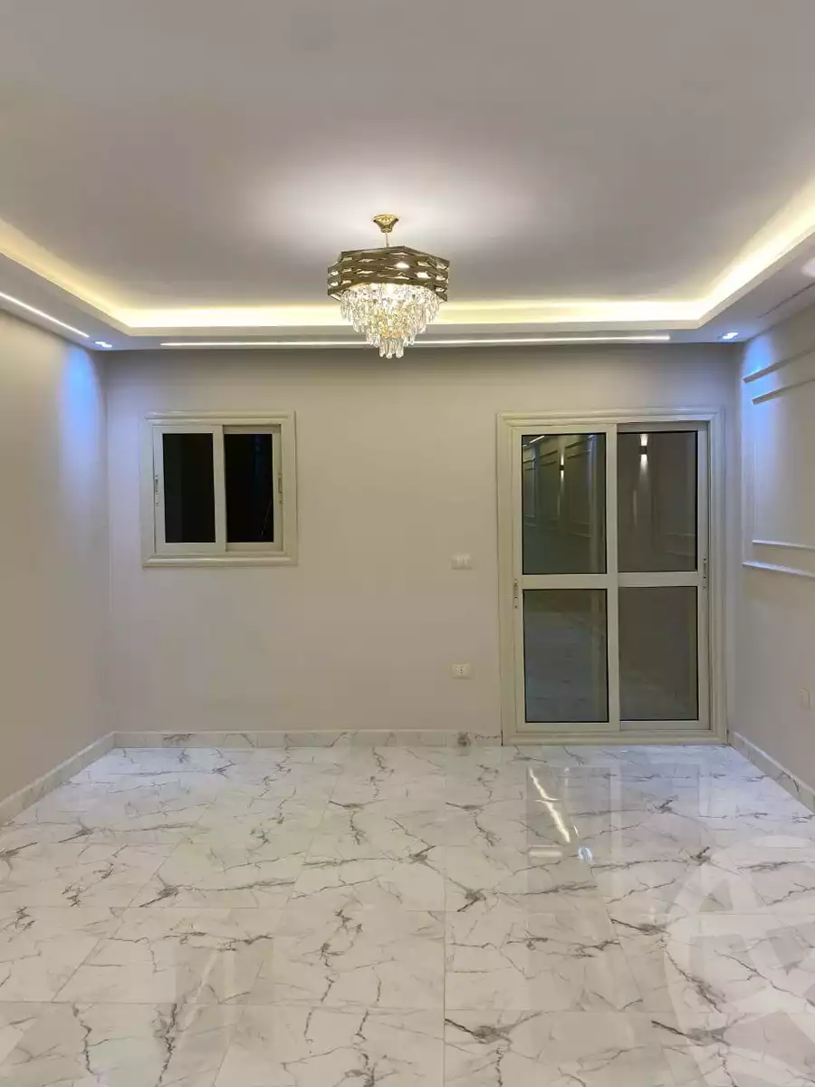 https://aqarmap.com.eg/en/listing/5975601-for-sale-cairo-helwan-helwan-el-sharkeya-mostafa-safwat-st