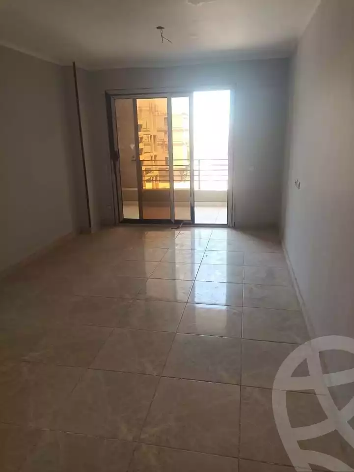 https://aqarmap.com.eg/en/listing/5976790-for-rent-cairo-mokattam-compounds-kmbwnd-jwldn-jyts