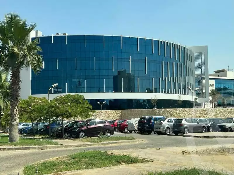 https://aqarmap.com.eg/en/listing/5976899-for-rent-cairo-el-sheikh-zayed-city-alex-cairo-desert-road-smart-village-y-r-sy-byzns-brk-sfrykw-llstthmr-l-qry