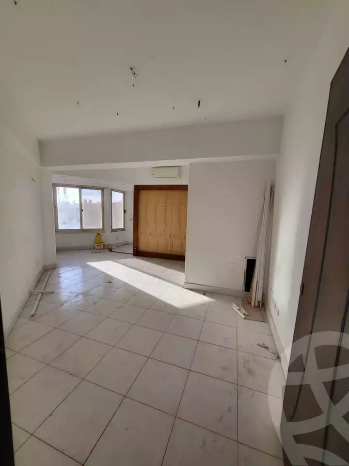 https://aqarmap.com.eg/en/listing/5979429-for-rent-cairo-mokattam-lhdb-l-ly