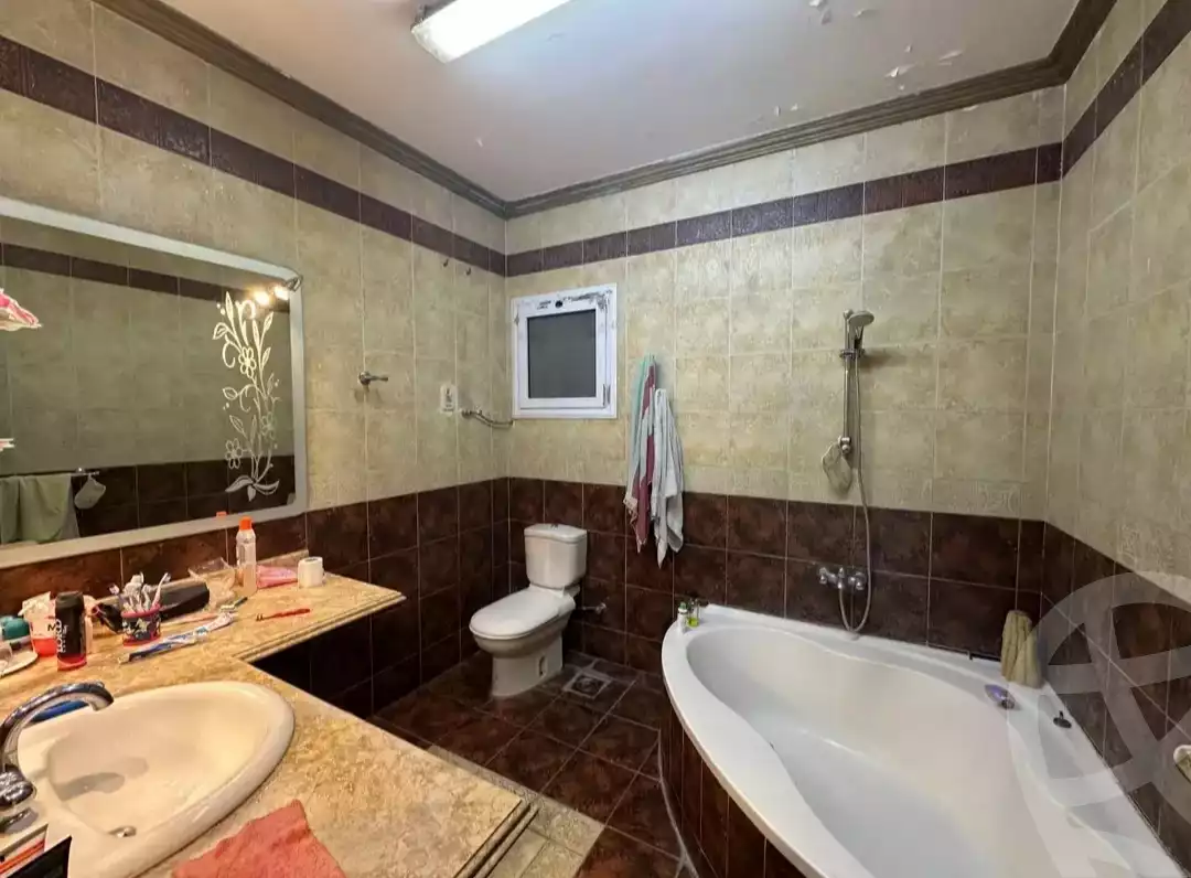 https://aqarmap.com.eg/en/listing/5979726-for-sale-cairo-mokattam-lhdb-l-ly