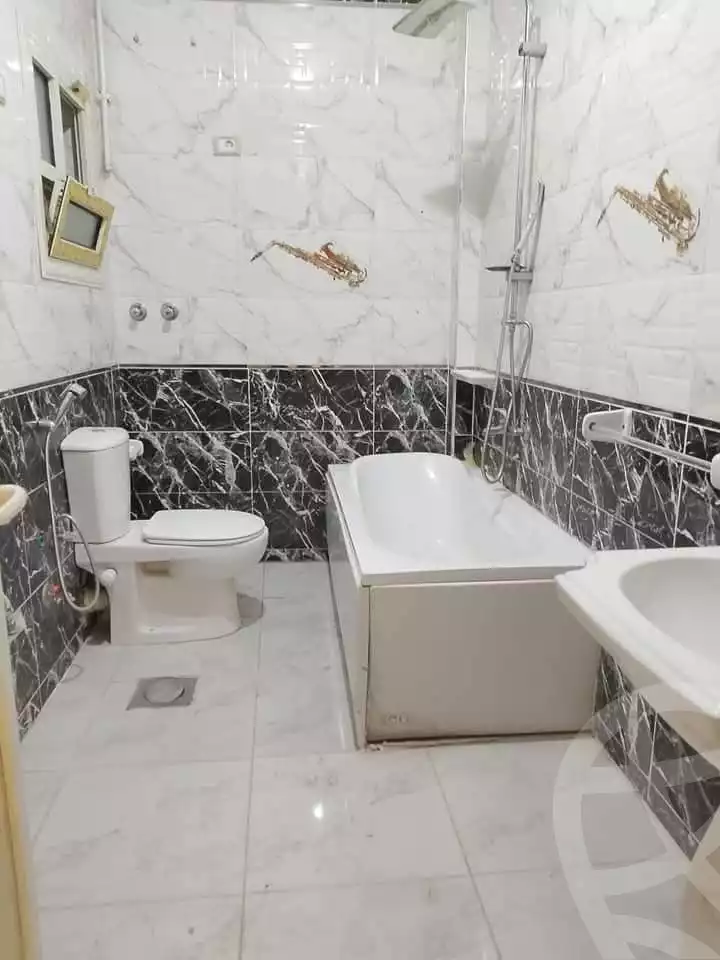 https://aqarmap.com.eg/en/listing/5979850-for-sale-cairo-helwan-hadayek-helwan-el-khashab-canal