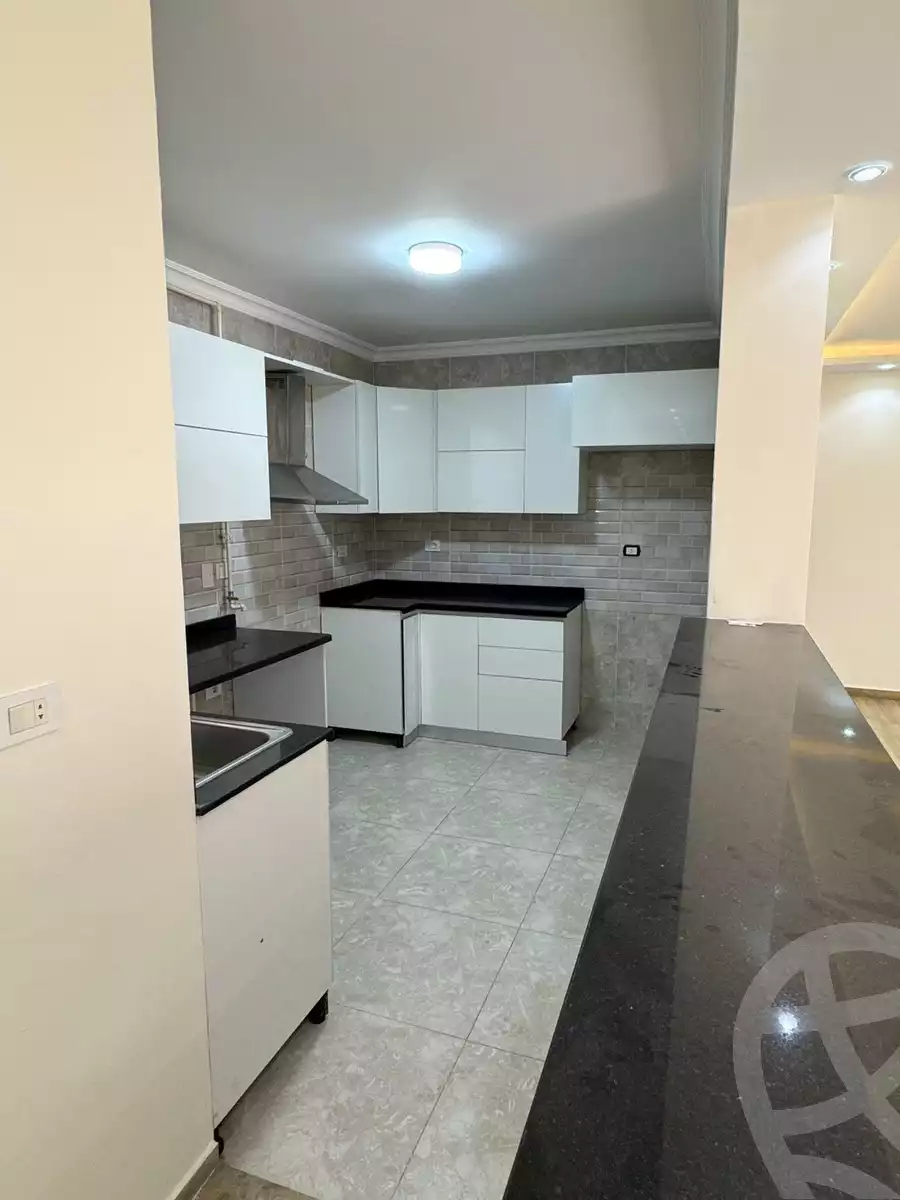 https://aqarmap.com.eg/en/listing/5874144-for-rent-cairo-new-cairo-compounds-moon-valley