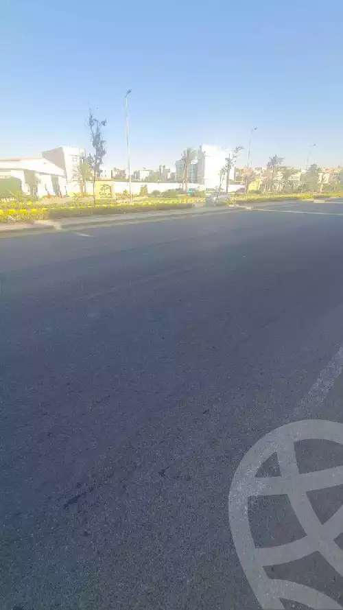 https://aqarmap.com.eg/en/listing/5706904-for-sale-cairo-new-cairo-compounds-kmbwnd-ldf-lwtny