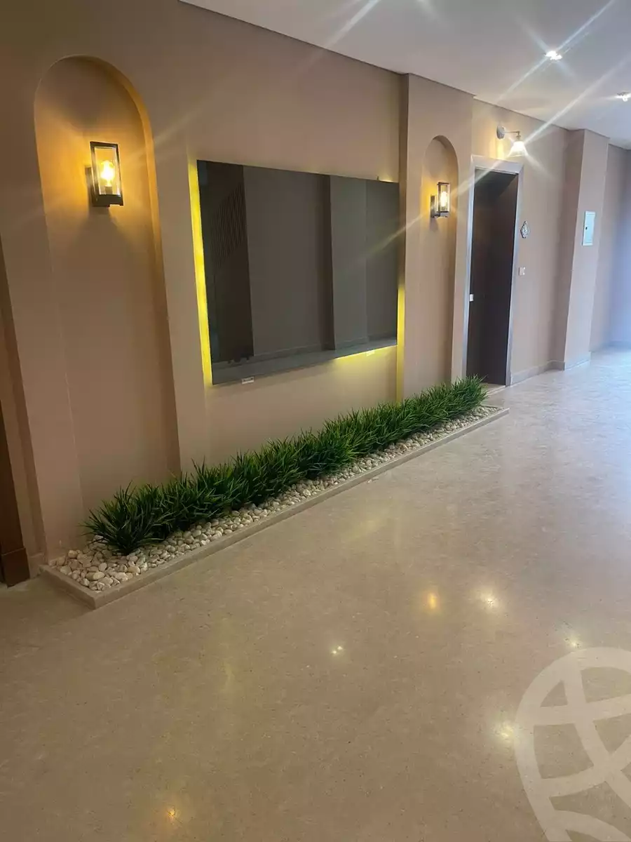 https://aqarmap.com.eg/en/listing/5981062-for-sale-cairo-el-sheikh-zayed-city-compounds-kmbwnd-fyldj-wyst-dr-llttwyr