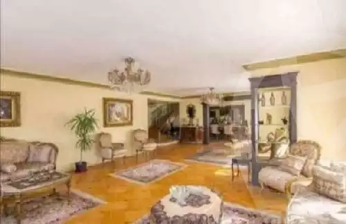 https://aqarmap.com.eg/en/listing/5981404-for-sale-alexandria-lauran-bd-lslm-rf