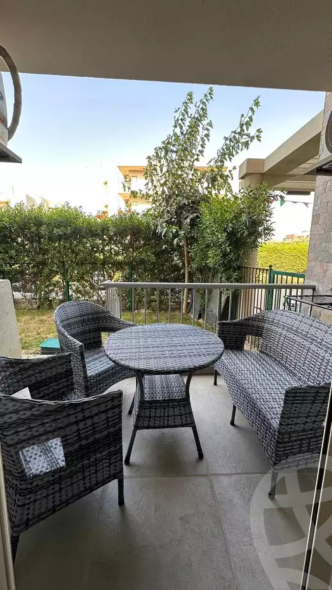 https://aqarmap.com.eg/en/listing/5982644-for-sale-cairo-el-sheikh-zayed-city-compounds-dh-drys