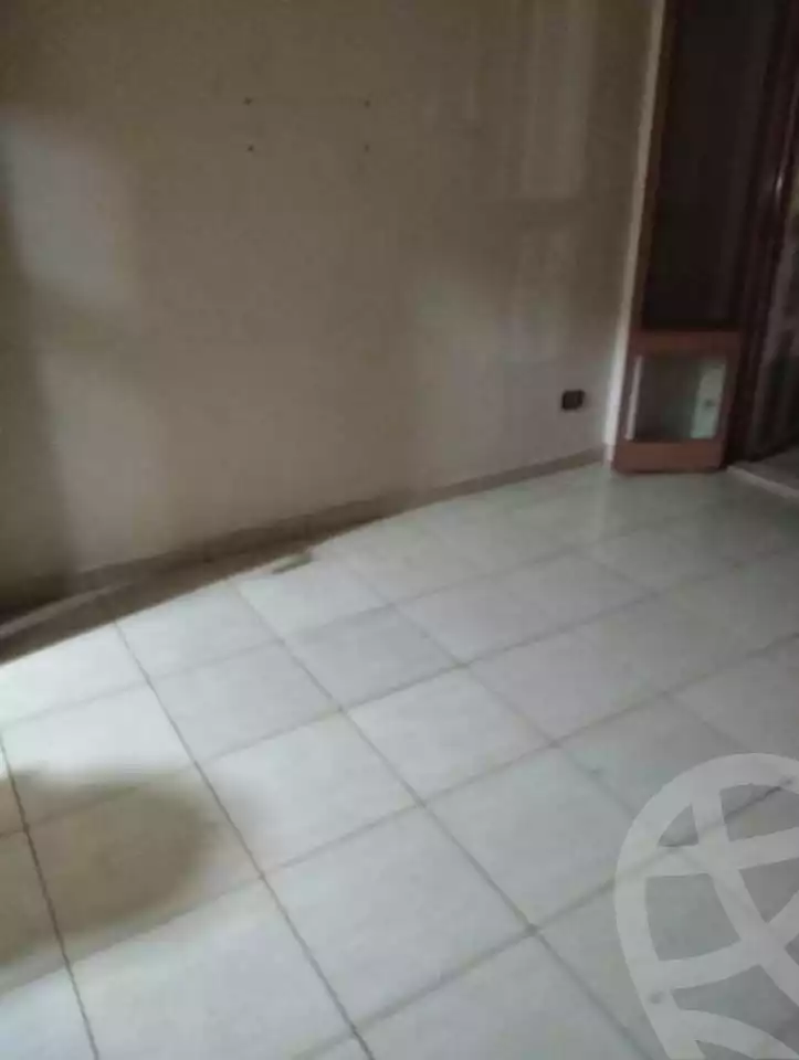 https://aqarmap.com.eg/en/listing/5985106-for-rent-cairo-mokattam-lhdb-l-ly-shareaa-9