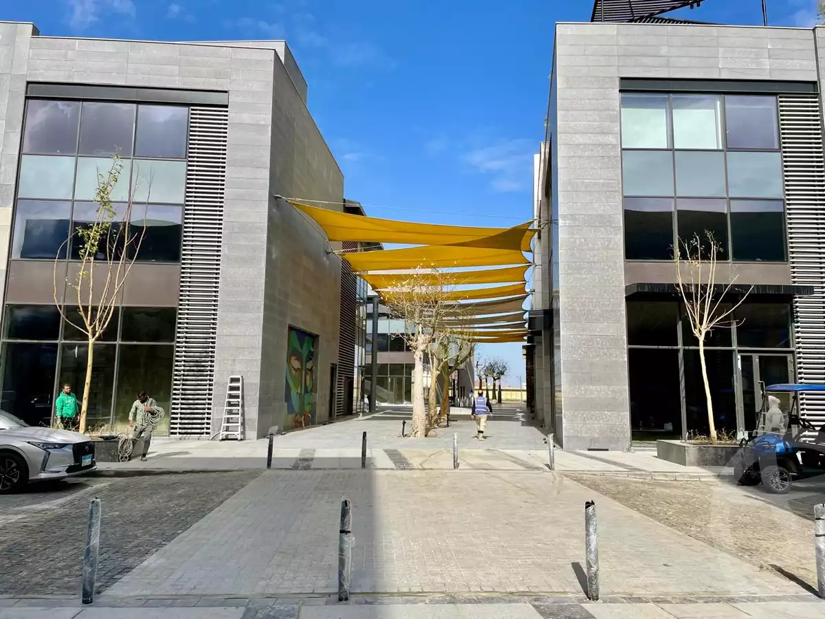 https://aqarmap.com.eg/en/listing/5986284-for-sale-cairo-el-sheikh-zayed-city-alex-cairo-desert-road-kmbwnd-fy-tryq-skndry-lshrwy