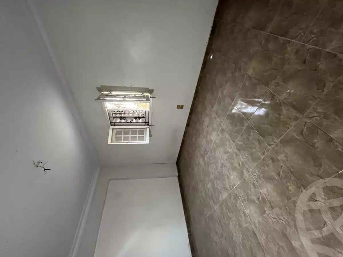https://aqarmap.com.eg/ar/listing/5987387-for-rent-cairo-15th-of-may-mjwr-5-shr-mkrm-byd