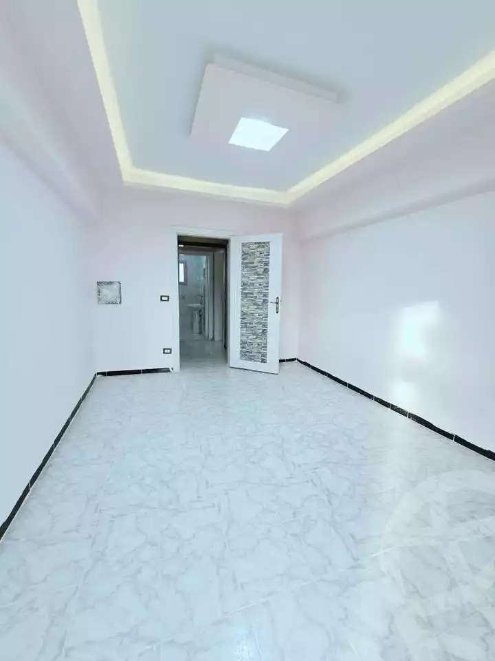 https://aqarmap.com.eg/ar/listing/5987584-for-sale-alexandria-l-jmy-shataa-el-nakheel-armed-forces-buildings