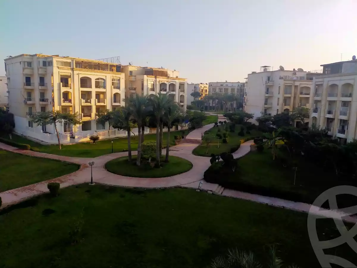 https://aqarmap.com.eg/en/listing/5988269-for-sale-cairo-el-sheikh-zayed-city-compounds-hadayek-el-mohandiseen