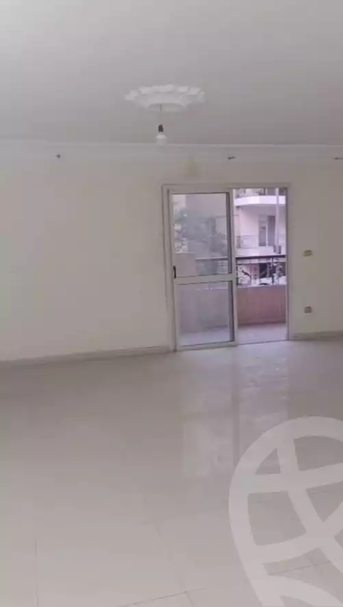 https://aqarmap.com.eg/ar/listing/5988602-for-rent-cairo-mokattam-lhdb-l-ly-manteqt-ganob-s