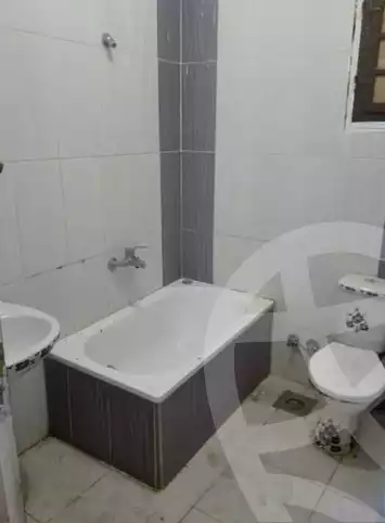 https://aqarmap.com.eg/en/listing/5988930-for-sale-qalyubia-shubra-el-khaima-el-shareaa-el-gadid-st