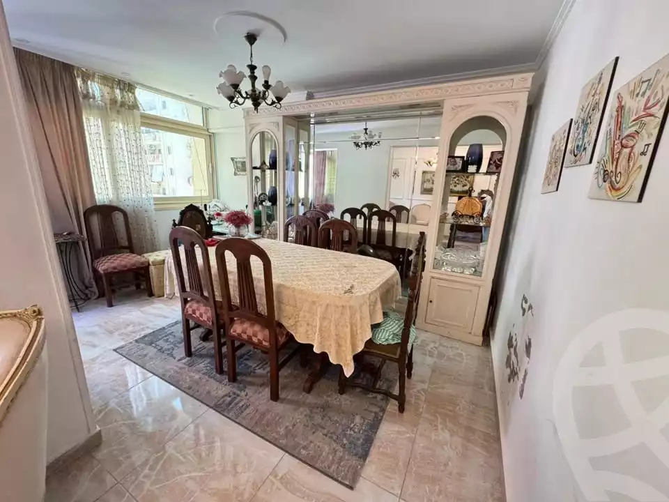 https://aqarmap.com.eg/ar/listing/5990889-for-sale-alexandria-glim-zahran-roushdy-st