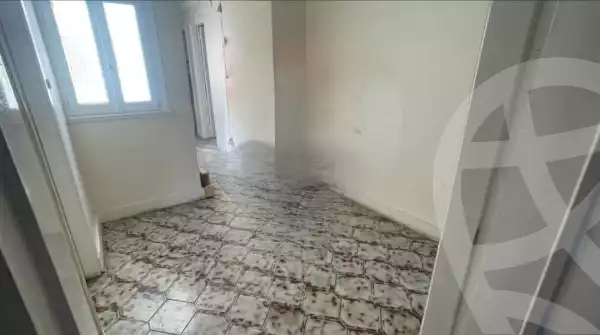 https://aqarmap.com.eg/en/listing/5992405-for-rent-alexandria-lauran-mohammed-al-eqbal-st