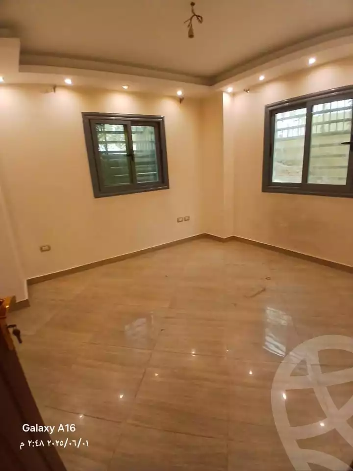 https://aqarmap.com.eg/ar/listing/5994300-for-rent-cairo-mokattam-lhdb-l-ly