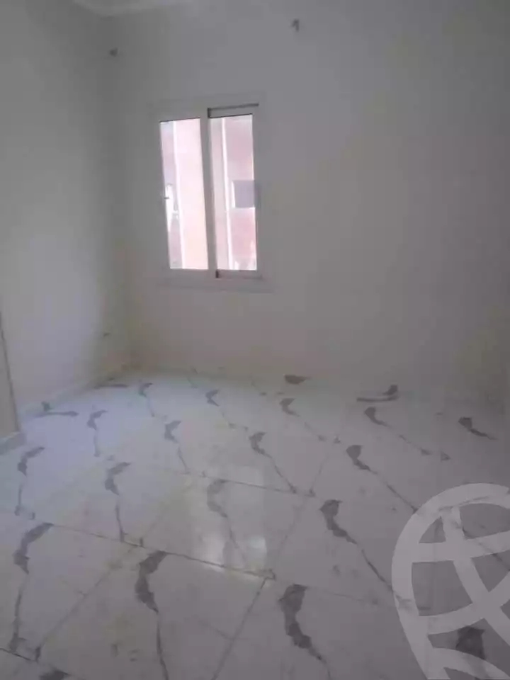 https://aqarmap.com.eg/ar/listing/5994365-for-sale-cairo-helwan-hadayek-helwan-el-eshrein-st