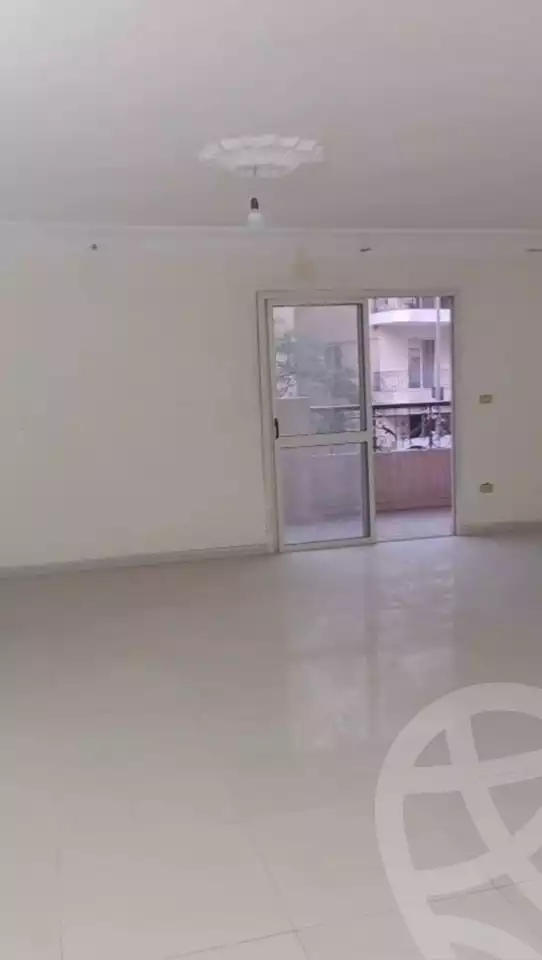 https://aqarmap.com.eg/ar/listing/5995742-for-rent-cairo-mokattam-lhdb-l-ly-manteqt-ganob-s