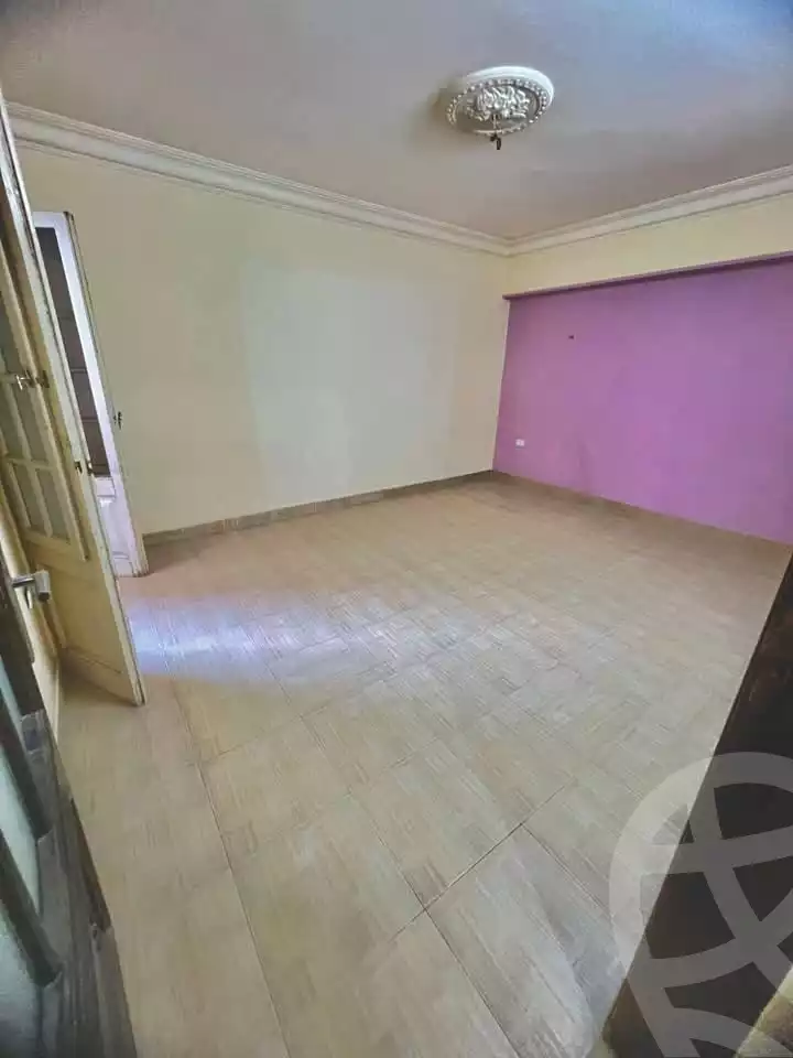 https://aqarmap.com.eg/ar/listing/5994649-for-sale-cairo-helwan-helwan-el-sharkeya-saleh-sobhy-st