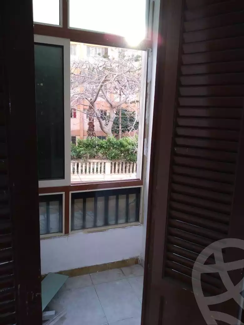 https://aqarmap.com.eg/en/listing/5996042-for-sale-alexandria-zezenia-riad-st