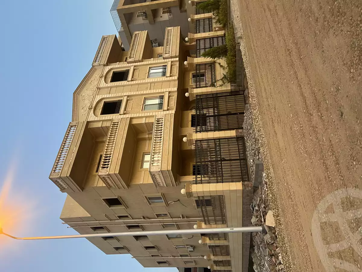 https://aqarmap.com.eg/en/listing/5996380-for-sale-cairo-new-cairo-el-kornfol-el-kornfol-1