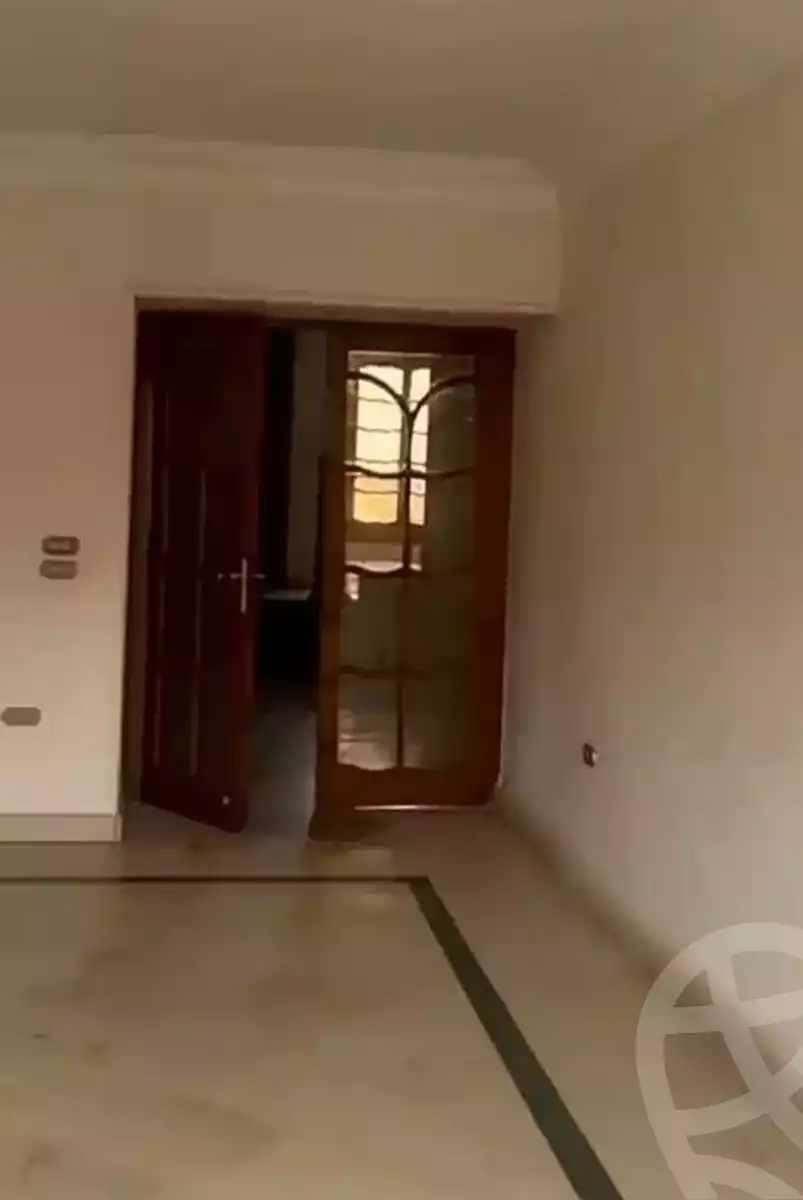 https://aqarmap.com.eg/en/listing/5996955-for-sale-cairo-mokattam-lhdb-l-ly-shareaa-9