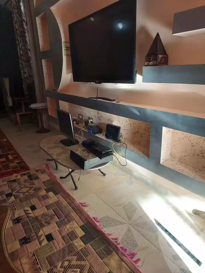 https://aqarmap.com.eg/en/listing/5997653-for-sale-cairo-faisal-kafr-tohormos-queen-nazli-st