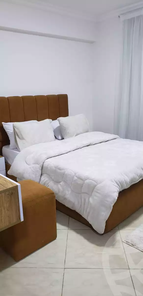 https://aqarmap.com.eg/en/listing/5998174-for-rent-cairo-el-sheikh-zayed-city-compounds-dr-msr