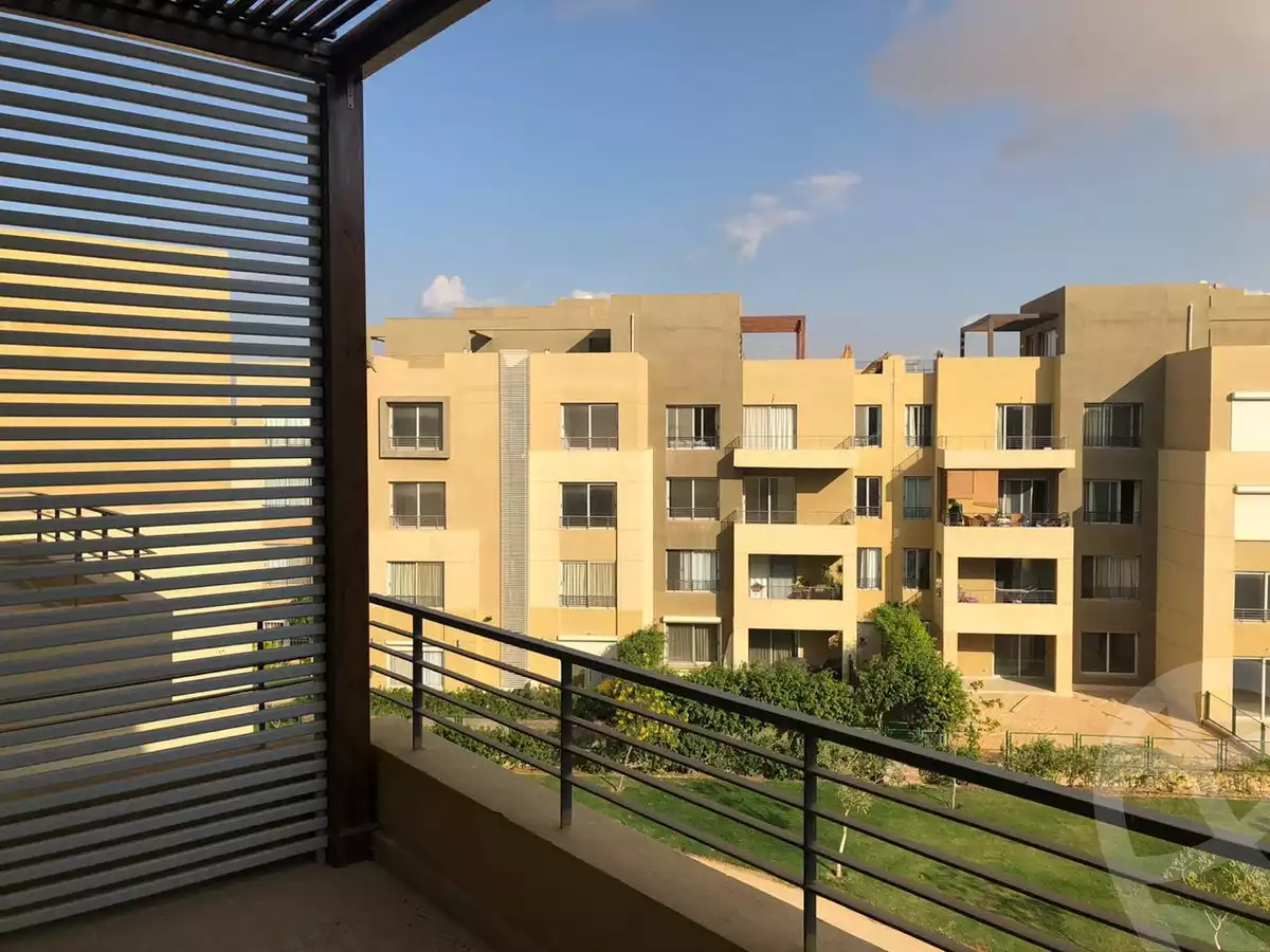 https://aqarmap.com.eg/en/listing/5999402-for-sale-cairo-6th-of-october-compounds-palm-parks