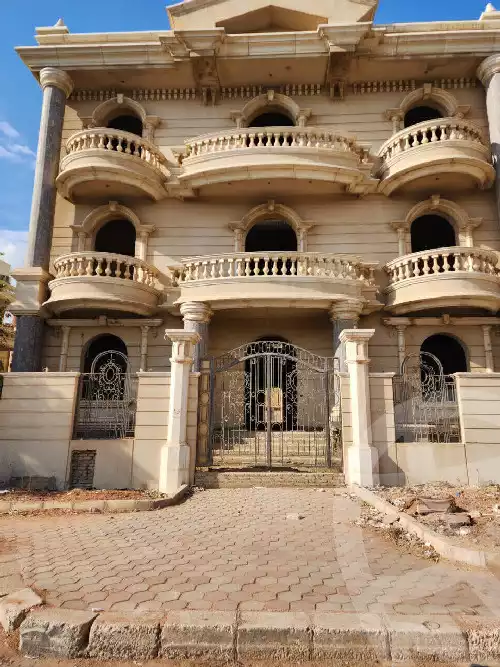 https://aqarmap.com.eg/en/listing/5999498-for-sale-cairo-new-cairo-el-yassamin-el-yasmeen-8