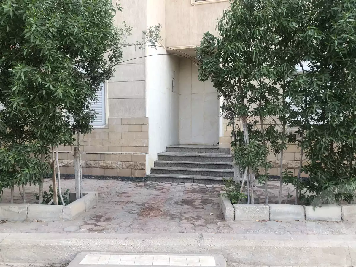 https://aqarmap.com.eg/en/listing/6000256-for-rent-cairo-mokattam-lhdb-l-ly-taqseem-el-zohour