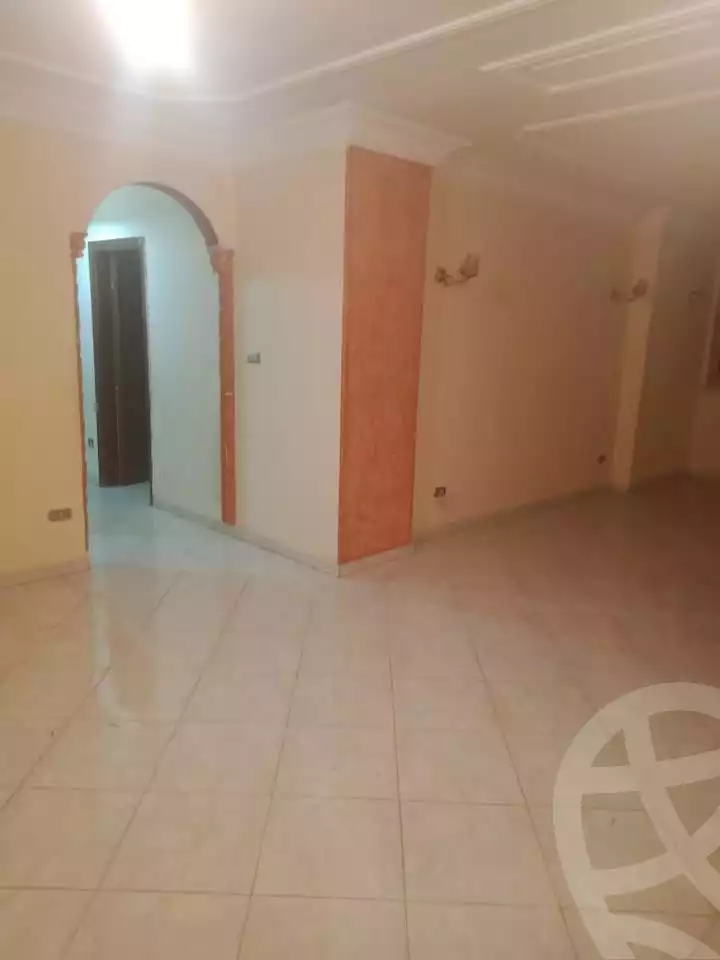 https://aqarmap.com.eg/en/listing/6000330-for-rent-cairo-mokattam-lhdb-l-ly-shareaa-9