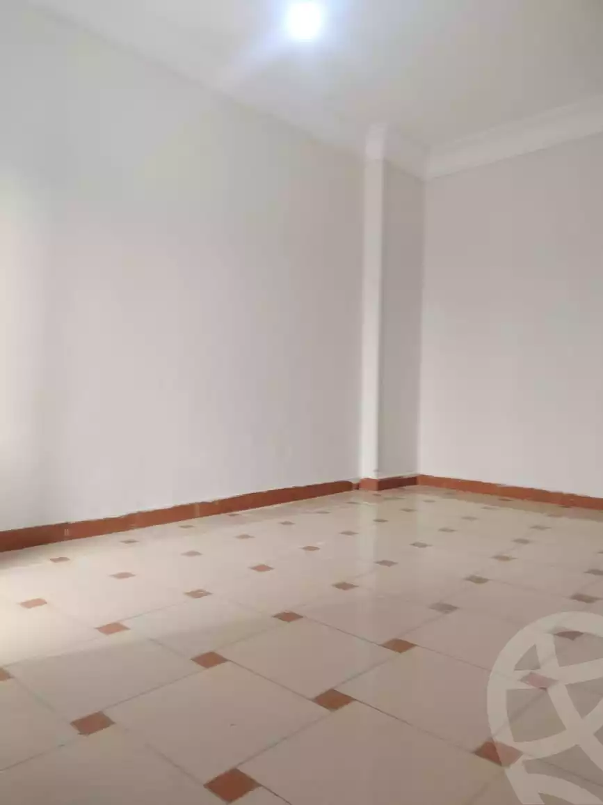 https://aqarmap.com.eg/ar/listing/6000649-for-sale-cairo-helwan-mnshy-yn-hlwn-rael-st