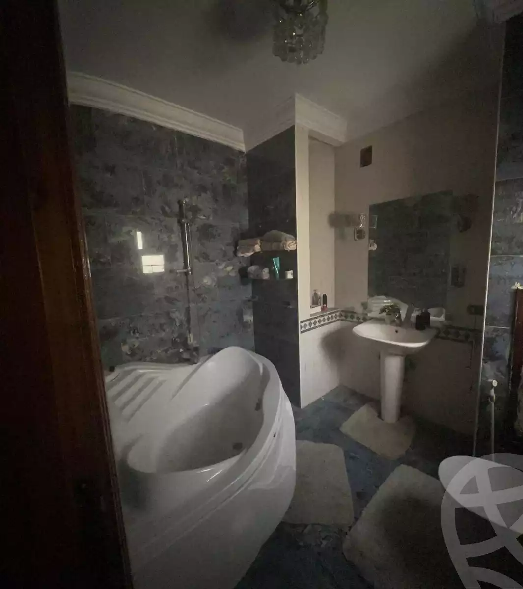 https://aqarmap.com.eg/en/listing/6001311-for-sale-cairo-el-sheikh-zayed-city-hay-el-yassmin