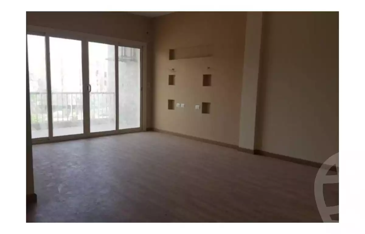 https://aqarmap.com.eg/ar/listing/6001670-for-sale-cairo-el-sheikh-zayed-city-compounds-dh-drys