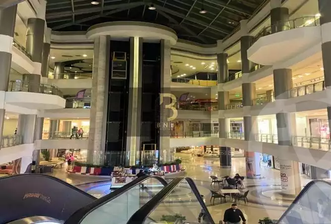 https://aqarmap.com.eg/en/listing/5976424-for-sale-cairo-new-cairo-compounds-mirage-mall
