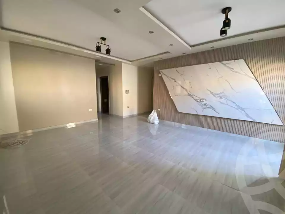 https://aqarmap.com.eg/en/listing/6004654-for-rent-cairo-mokattam-el-hadabah-el-wosta-el-mantaqa-el-olaa