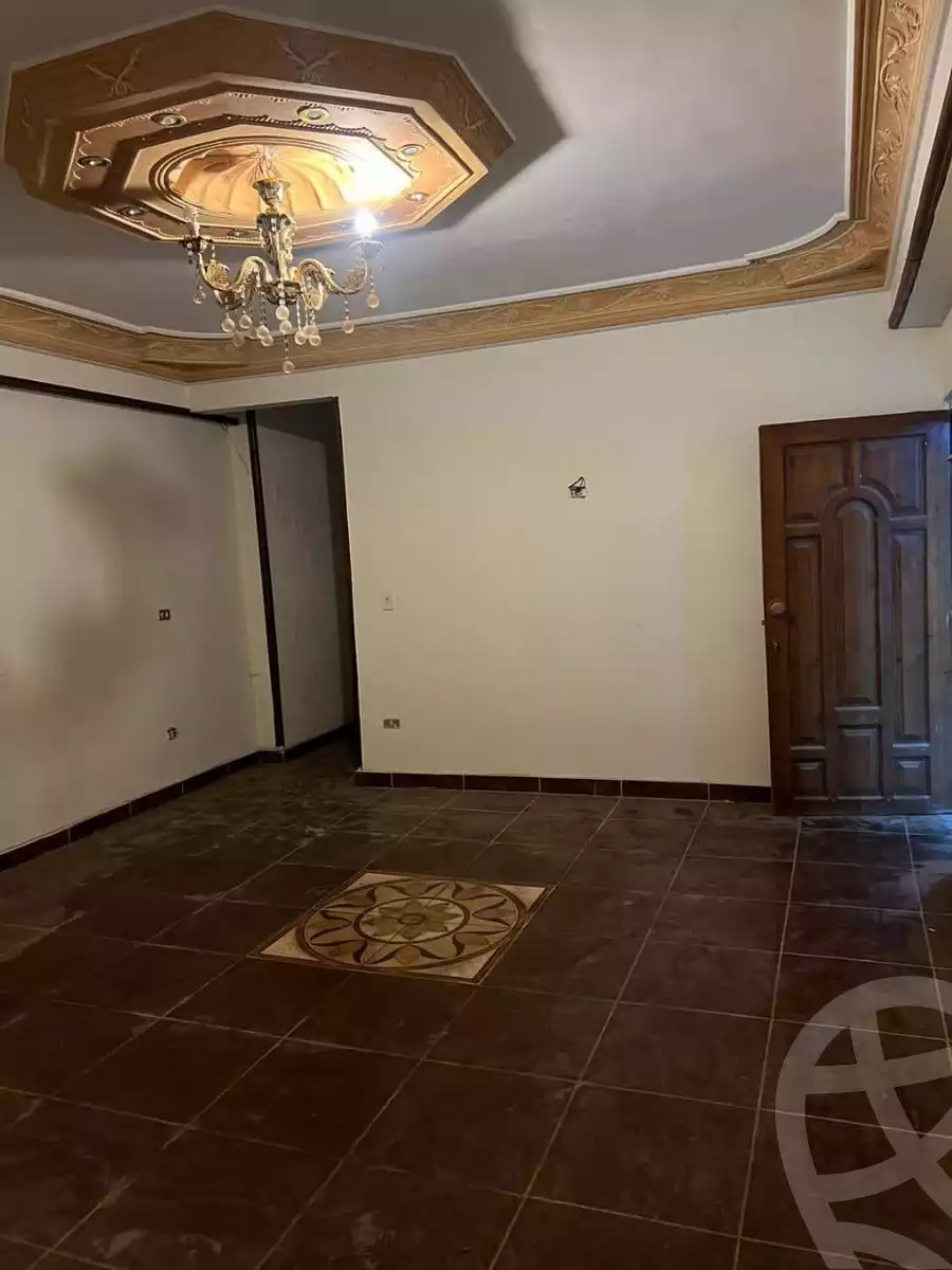 https://aqarmap.com.eg/ar/listing/6004712-for-sale-alexandria-l-jmy-lbytsh-el-saleheen-mosque-st
