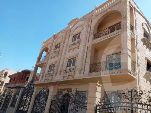 https://aqarmap.com.eg/en/listing/6005186-for-sale-cairo-new-cairo-el-kornfol-el-kornfol-1