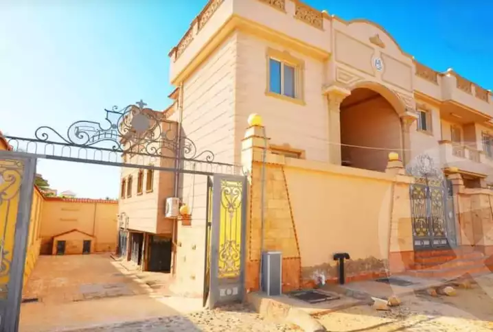 https://aqarmap.com.eg/en/listing/6005645-for-sale-alexandria-borg-el-arab-el-bahira-st