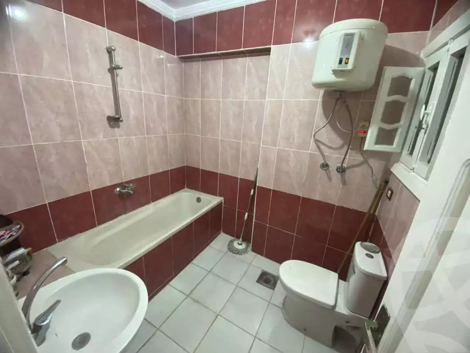 https://aqarmap.com.eg/en/listing/6005943-for-sale-alexandria-shds