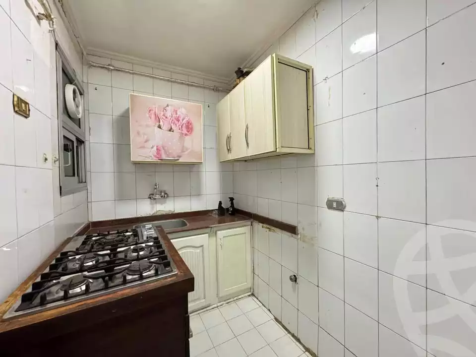 https://aqarmap.com.eg/en/listing/6005976-for-rent-alexandria-zezenia-ibrahim-el-attar-st