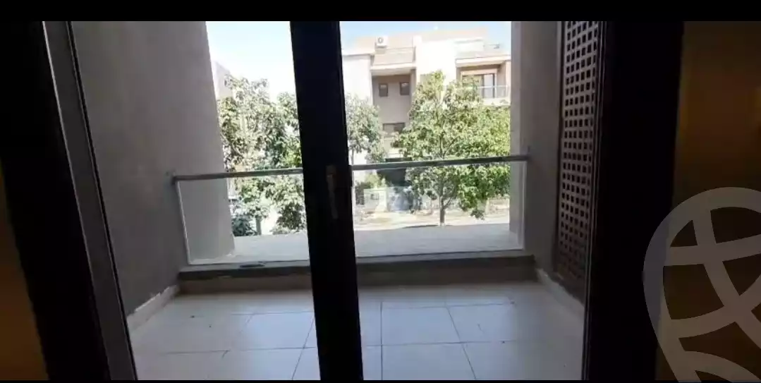 https://aqarmap.com.eg/en/listing/6006694-for-rent-cairo-6th-of-october-compounds-pyramids-heights
