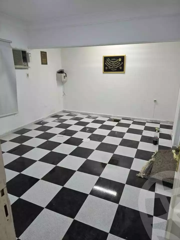 https://aqarmap.com.eg/en/listing/6007844-for-rent-cairo-mokattam-lhdb-l-ly