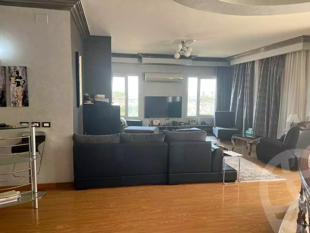 https://aqarmap.com.eg/en/listing/6008631-for-sale-cairo-al-oubour-l-bwr-ljdyd-icon-mall- al-ashraaf