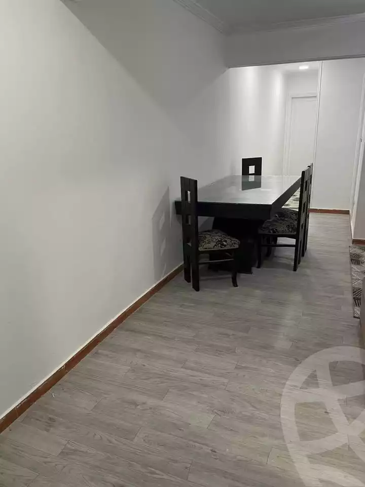 https://aqarmap.com.eg/ar/listing/6009321-for-rent-alexandria-zezenia