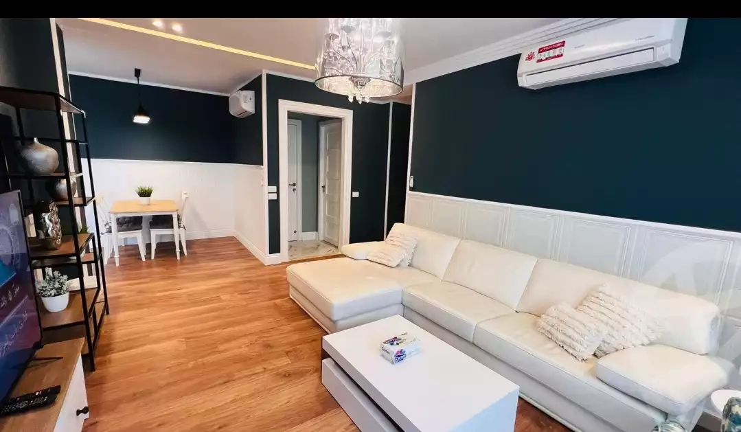 https://aqarmap.com.eg/en/listing/6010583-for-rent-cairo-el-sheikh-zayed-city-compounds-kmbwnd-wyst-twn-swdyk