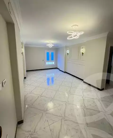https://aqarmap.com.eg/ar/listing/6010637-for-sale-ismailia-ismailia-city-el-shaikh-zayed-st