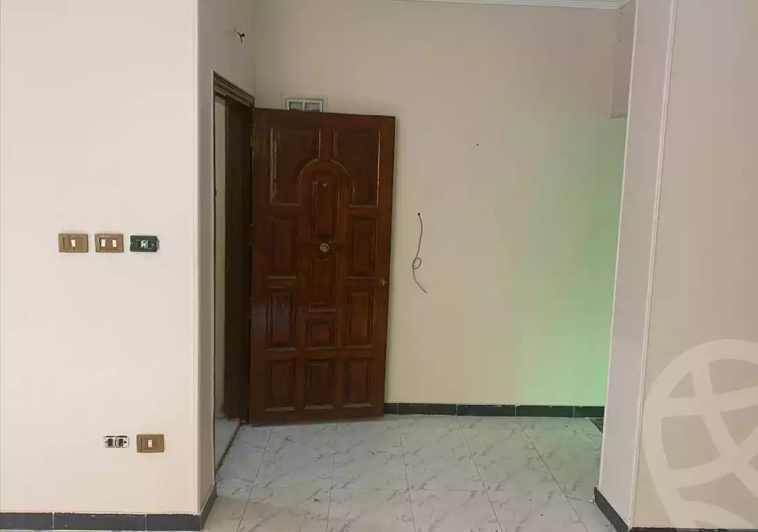https://aqarmap.com.eg/en/listing/6010668-for-rent-cairo-mokattam-el-hadabah-el-wosta-el-mantaqa-el-khamsa